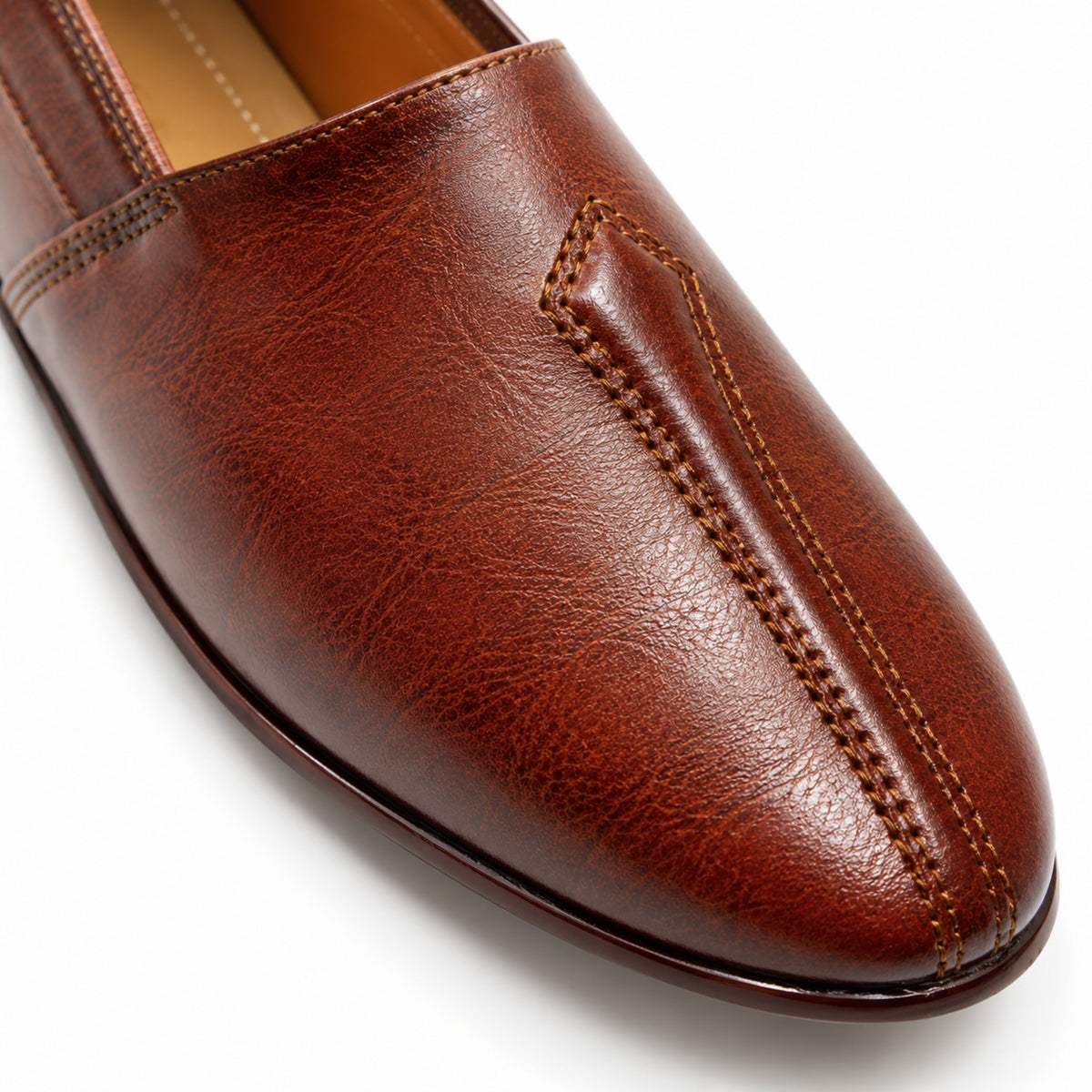 ZicoFit Classic Brown 020 leather Nagra, toe stitching close-up